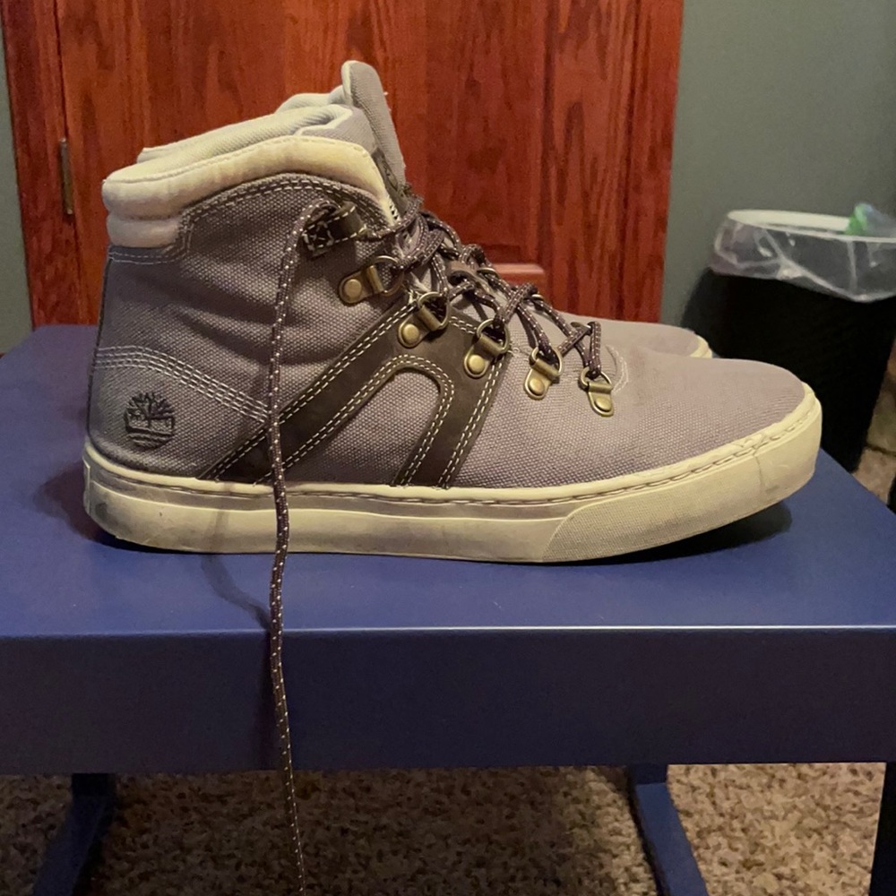 Timberland high top shoes!